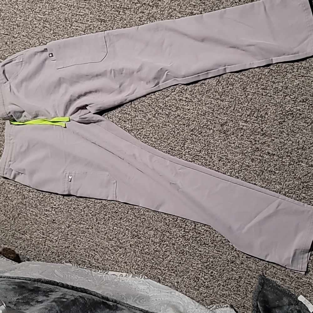 Figs scrub bottoms slate